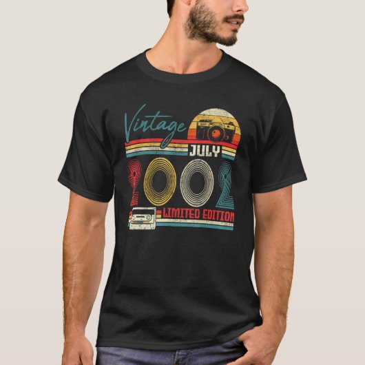 ヴィンテージ2002年7月19誕生日アパレル19歳 Tシャツ (正面)