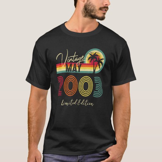 ヴィンテージ2003年5月19誕生日19歳 Tシャツ (正面)