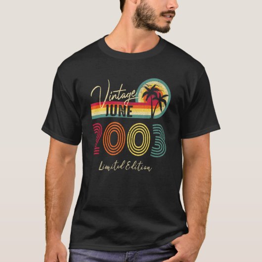 ヴィンテージ2003年6月19誕生日19歳 Tシャツ (正面)