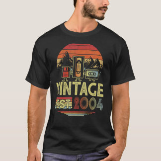 ヴィンテージ2004 2004年18誕生日18年 Tシャツ