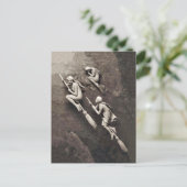 ヴィンテージ3ハロウィンウィッチズ飛んでいるブルーム ポストカード (スタンド正面)