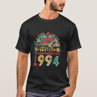 ヴィンテージ30歳Bdayギフト1994おもしろい年12月 Tシャツ