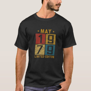 ヴィンテージ43位誕生日1979年生まれ5月43歳 Tシャツ