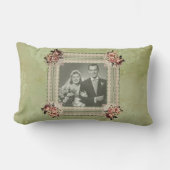 ヴィンテージ・アニバーサリー・メモリー・ローズ・レース ランバークッション (正面)