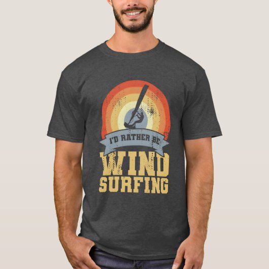 ヴィンテージ ウィンドサーフィン 引用 少年 Tシャツ (正面)