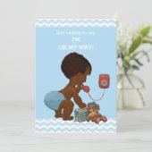 ヴィンテージ エスニック ボーイ オン フォン ベイビー シャワー シェブロン 招待状 (スタンド正面)