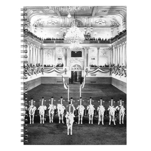 ヴィンテージ・オーストスペインのリア・ウィーン乗馬学校 ノートブック (正面)