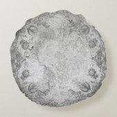 ヴィンテージ-スタイルフラワーオンストーンエドガーAllen Poe ラウンドクッション (裏面)