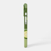 ヴィンテージ・ズッキーニ柄 iPhone 16ケース (左側面)