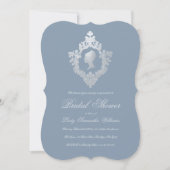 ヴィンテージ ダスティーブルー 偽シルバー クレスト ブライダルシャワー 招待状 (正面)