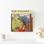 ヴィンテージ トラベル, ニュージーランド 風景 先住民 女性 スクエア壁時計 (ホーム)