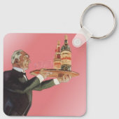 ヴィンテージ・バトラーがタキシードで盆にワインを運ぶ キーホルダー (裏面)