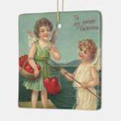 ヴィンテージ バレンタインデー、ハートを釣る天使たち セラミックオーナメント (左)