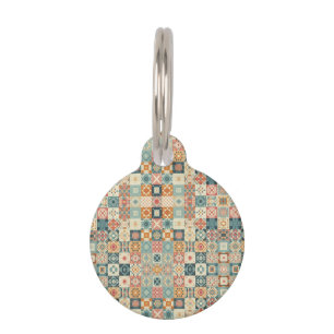 ヴィンテージ、パッチワークのキルティングな顔 ペット　ネームタグ