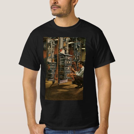 ヴィンテージ ビジネス ラジオ技術者 装備修理 Tシャツ (正面)