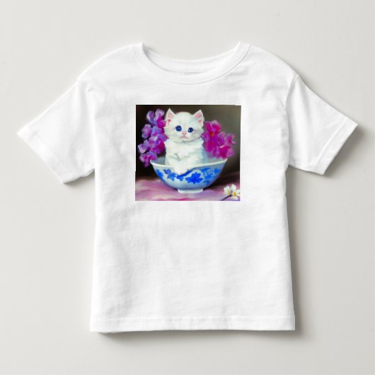 ヴィンテージ ピンクの花の白い子猫 トドラーTシャツ (正面)