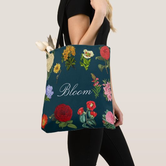 ヴィンテージ・ブルーム 黒の花柄 ダークボタニカル トートバッグ (クローズアップ)