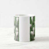 ヴィンテージ ホワイト クロッカス フラワーパターン ガーデン フラワー コーヒーマグカップ (中央)