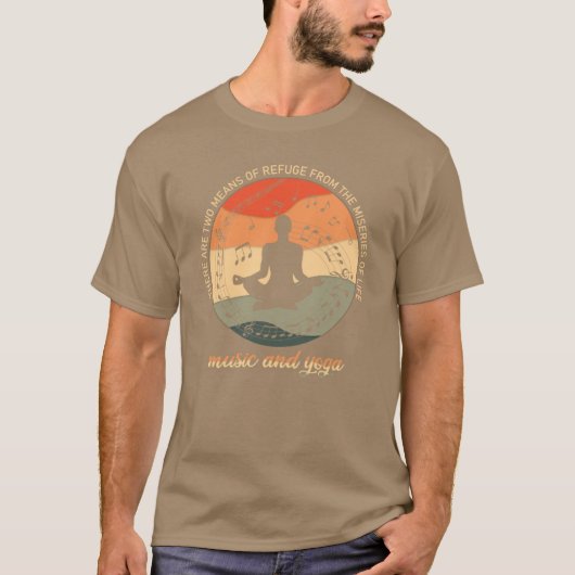 ヴィンテージ ヨガと音楽の瞑想 名言 Tシャツ (正面)