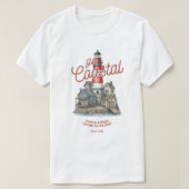 ヴィンテージ ライトハウスと海岸の村 グラフィック Tシャツ (デザイン正面)