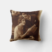 ヴィンテージ ロマンティック ミュージック、愛とロマンスの恋人たち クッション (裏面)