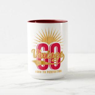 ヴィンテージ – 完全に熟成。創立60周年 マグカップ