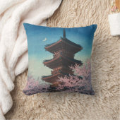 ヴィンテージ 日本の木版画 春の夕べの五重塔 クッション (ブランケット)
