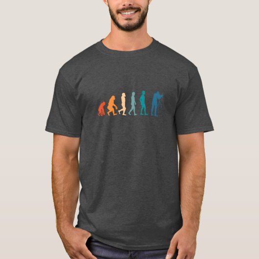 ヴィンテージ 映画製作者の進化 Tシャツ (正面)