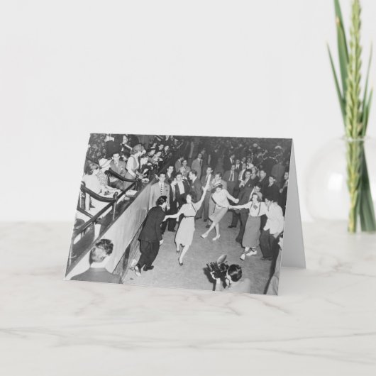 ヴィンテージ – 群衆 カード (正面)