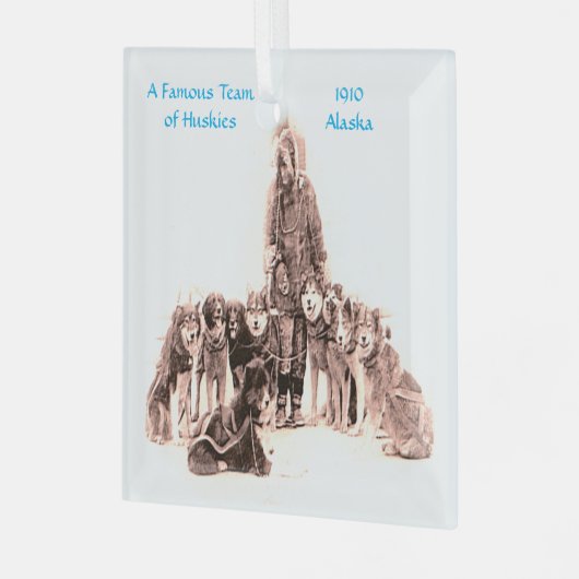 「ヴィンテージ-1910有名ハスキー犬チーム – アラスカ」 ガラスオーナメント (正面左)