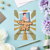 ヴィンテージ 1975 50歳誕生日 フォト アクリル招待状 (インサイチュ (ウェディング))