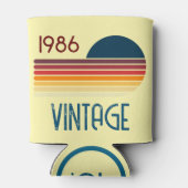 ヴィンテージ 1986 レトロ ストライプ サン 40歳の誕生日 缶クーラー (裏面)