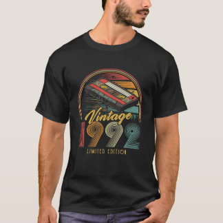 ヴィンテージ 1992 レトロカセット 1992 34歳の誕生日 34 Tシャツ