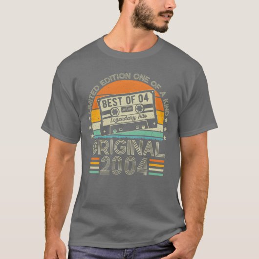 ヴィンテージ 2004 クラシック ロック おもしろ Tシャツ (正面)