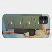 ヴィンテージ「Lady & Her Filing Cabinet」 iPhone 11ケース Case-Mate iPhoneケース (裏面(横))