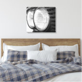 ヴィンテージBMWヘッドライト・キャンバス キャンバスプリント (インサイチュ (寝室))