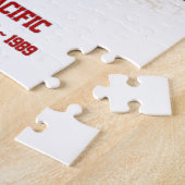 ヴィンテージEMD SD40-2ディーゼル機関車。 ジグソーパズル (側面)