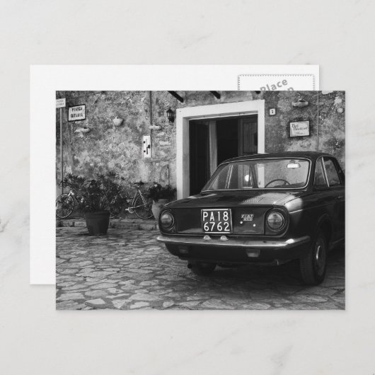 ヴィンテージFIAT車でイタリアのモノクロ ポストカード (正面/裏面)