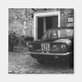 ヴィンテージFIAT車でイタリアのモノクロ マグネット