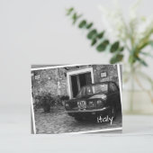 ヴィンテージFIAT車(イタリア、モノクロ) ポストカード (スタンド正面)