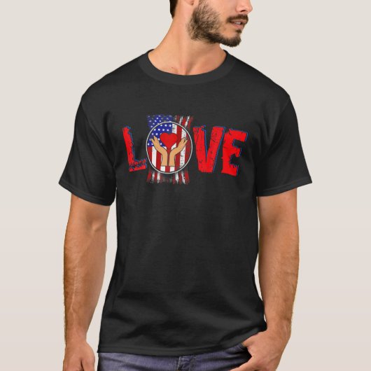 ヴィンテージLOVE 誇りを持った American Flag Social Worker 4th Tシャツ (正面)