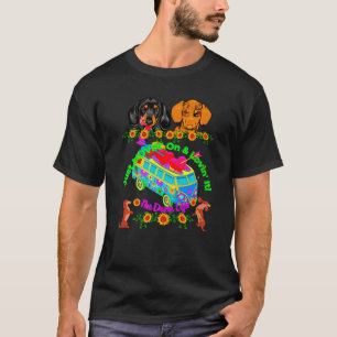 ヴィンテージP上でおもしろい移動するダックスシュントPETウィーナードッグ Tシャツ