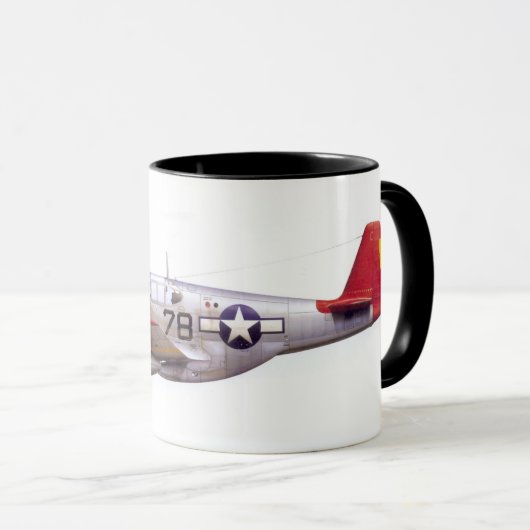 ヴィンテージP-51のムスタングのTuskegeeのパイロットの第二次世界大戦 マグカップ (正面右)