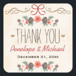 ヴィンテージPine Cone Christmas 結婚's Thank You スクエアシール<br><div class="desc">そしてエレガント美しいクリスマスをテーマにしたパイン結婚コンの冬のパイン感謝していコーンは、レトロとアンティークの魅力とフォーマルヴィンテージのラベルを好むパーティー。つや消しのピネコ色彩の鮮やかン、水色とピンクに見える、クリスマスのバラと花赤と白、雪のドングリとホリーの果実は冬の月桂樹のリースを構成かわいらしする。金ゴールドが輝き、渦巻き、赤いリボンの弓がそのフェスティバルの外観を完成させる。新郎新婦パーソナライズされたの名前とデートで結婚きる。アートワーク© Chrisy H. Studios,  LLC.すべての権利が留保されている。</div>