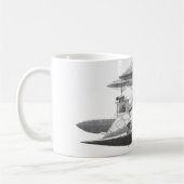 ヴィンテージSFスチームパンク飛行船日食 コーヒーマグカップ (左)