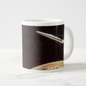 ヴィンテージSF、月の上のロケット船 ジャンボコーヒーマグカップ (正面右)