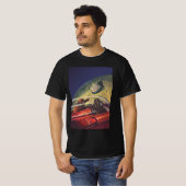 ヴィンテージSF、月面の未来都市 Tシャツ (正面フル)