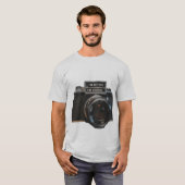 ヴィンテージVibes Tee: '私は古くはない、私はヴィンテージ Tシャツ (正面フル)