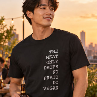 ヴィーガンの皿に肉がのることはない Tシャツ