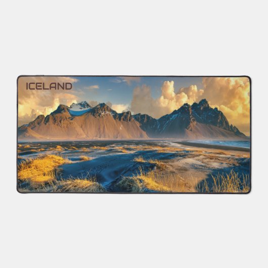 ヴェストラホルン山脈、アイスランド デスクマット (正面)